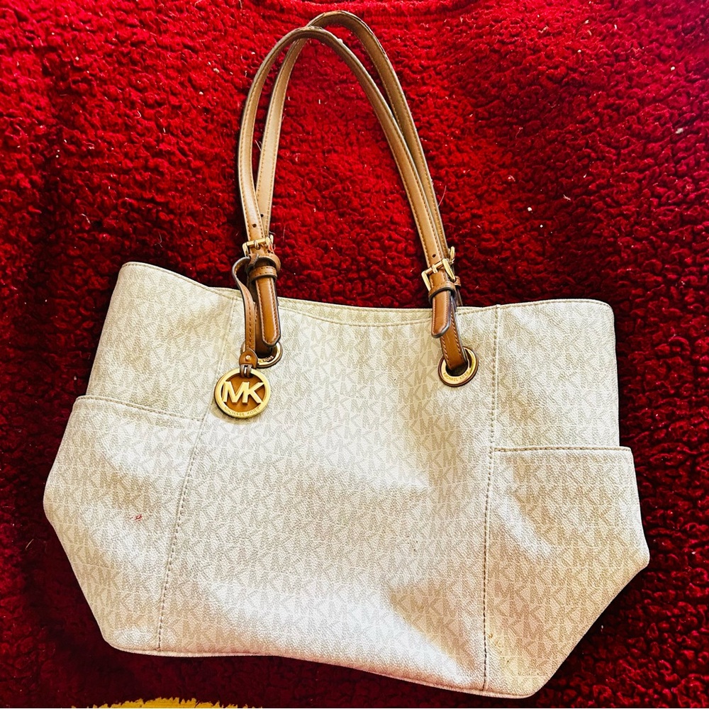 Michael Kors Large Tore With Side Pockets And Int… - image 2